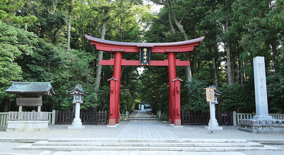 弥彦神社がやばいと言われる理由と不思議体験