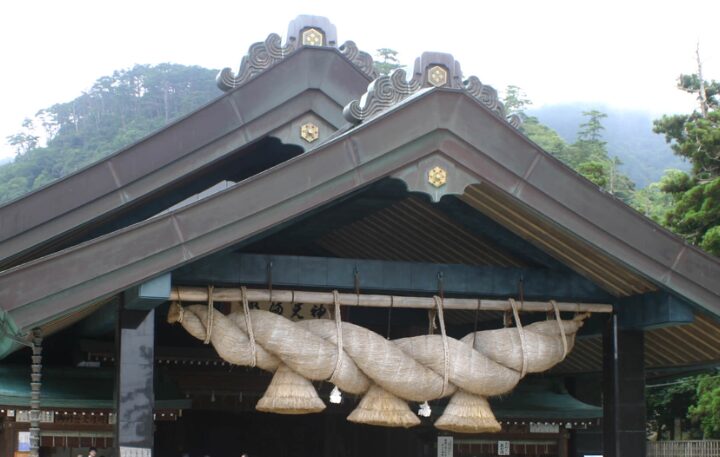出雲大社と伊勢神宮は仲悪い?噂の歴史的背景