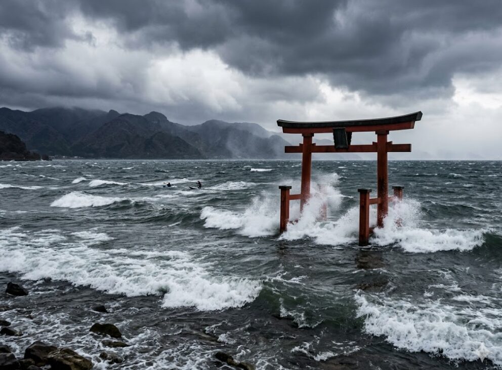 比良おろしが引き起こす水難事故と琵琶湖の自然